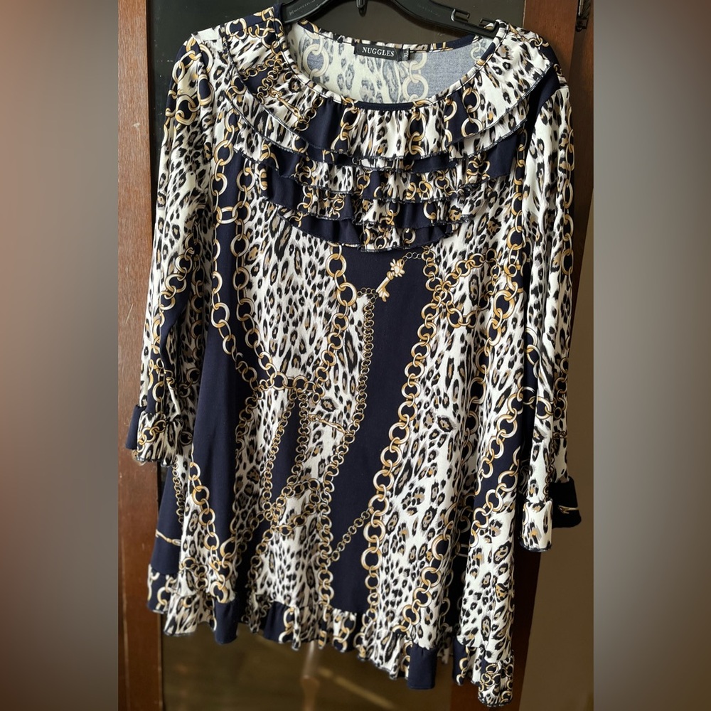 Nuggles Women's Navy and White Animal Print Top